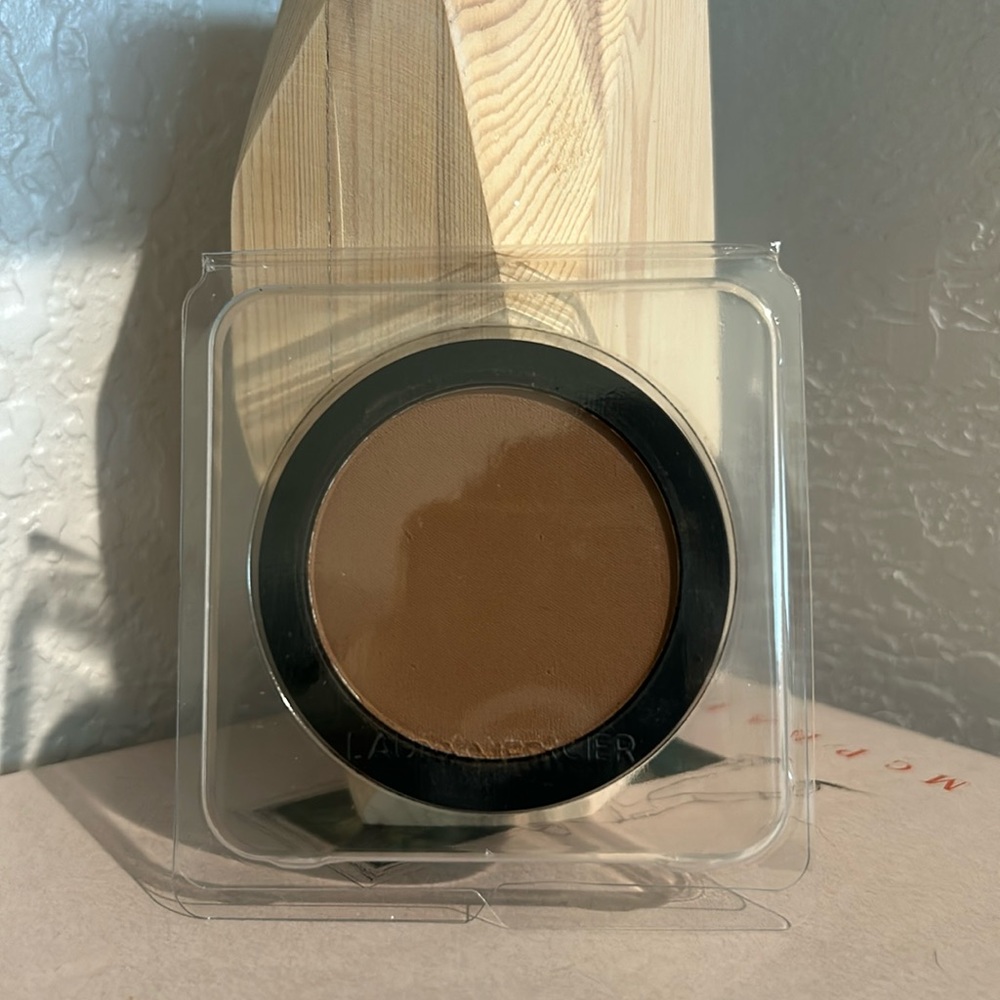 Laura Mercier Smooth Finish Powder 6N
